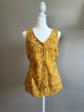 Sonoma Sleeveless Yellow Floral Button-Front Women's Top
